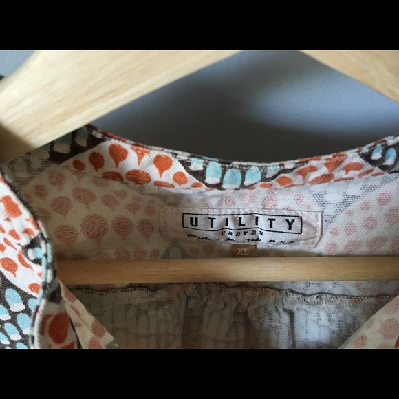 Top - Picture 2 of 3